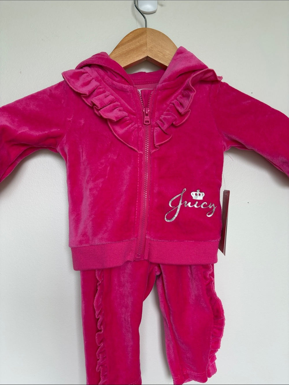 NWT Juicy Couture Hot Pink Velour Hoodie & Pants Set